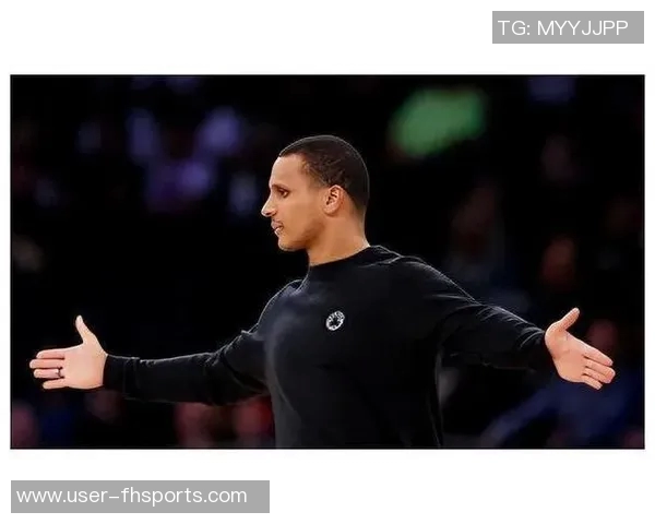 马祖拉称赞怀特的卓越能力在于精准解读对手防守并迅速调整战术